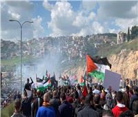 احتجاجا على عنف وتواطؤ الشرطة الإسرائيلية.. تظاهرة حاشدة في أم الفحم