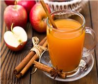 فوائد تناول مشروب «القرفة بالتفاح» صباحا 