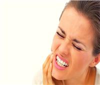 أسباب حساسية الأسنان.. وطرق علاجها