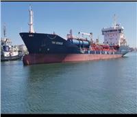 اقتصادية قناة السويس: شحن 5250 طن صودا كاوية من ميناء غرب بورسعيد