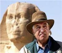 زاهي حواس أستاذ زائر بكلية الآثار جامعة عين شمس 