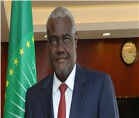 رئيس مفوضية الاتحاد الأفريقي والمبعوث الرئاسي الأمريكي يبحثان سبل تعزيز التعاون