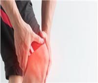 7 أسباب لألم الركبة.. أبرزها الخلع والكسر