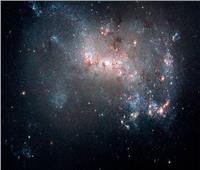 علماء يكشفون سر التوهج الغامض بمركز مجرة ​​درب التبانة