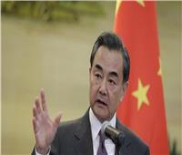 وزير خارجية الصين يؤكد أهمية تواصل واستقرار العلاقات مع الاتحاد الأوروبي