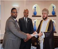 سلطان عُمان يتلقى رسالة خطية من رئيس الصومال