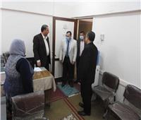 «في أول أيام رمضان» مدير تعليم المنوفية يتفقد منافذ تقديم الخدمة للمواطنين