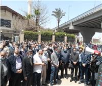 وزراء ونواب وإعلاميون في تشييع جنازة الكاتب الكبير مكرم محمد أحمد | فيديو