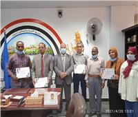 تكريم الفائزين فى مسابقة المشروع الوطنى للقراءة «المعلم المثقف» بأسوان