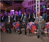 رئيس جامعة أسيوط يشهد وقائع برنامج ليالي رمضان في القرية الأولمبية 