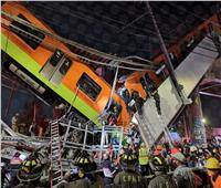 بالفيديو| مصرع وإصابة 85 شخصاً في انهيار جسر قطار مترو معلق بالمكسيك
