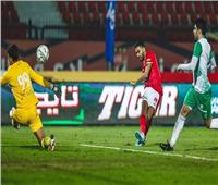الدوري المصري| انطلاق الشوط الثاني لمباراة الأهلي والاتحاد