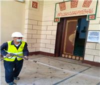 تعقيم وتطهير المساجد استعدادًا لصلاة العيد في أسيوط