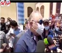 «أشرف زكي» يكشف مرض سمير غانم الحقيقي ويؤكد استقرار حالة «دلال»| فيديو 