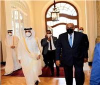 وزير الخارجية يبحث مع رئيس الوزراء القطري تطور العلاقات الثنائية بين البلدين