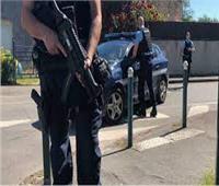 شرطية فرنسية تتعرض لهجوم بسكين ومقتل مرتكب الواقعة| فيديو 