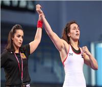 سمر حمزة تتوج بالميدالية الذهبية ببطولة الجائزة الكبرى للمصارعة