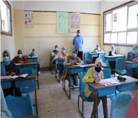 انتهاء امتحان الهندسة لطلاب الشهادة الإعدادية بالقاهرة