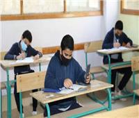 طلاب الشهادة الإعدادية بالمنيا يشتكون من صعوبة امتحان اللغة الأجنبية