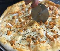 طريقة تحضير «بيتزا الرانش بالدجاج»