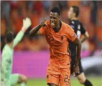 يورو 2020 | «دومفريس» يفوز بجائزة رجل مباراة «هولندا والنمسا»
