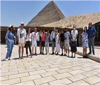 مهرجان الإسماعيلية ينظم رحلة للمشاركين الأجانب إلى القاهرة | صور