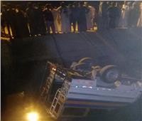 إصابة 5 أشخاص إثر إنقلاب سيارة بترعة بإدفو 