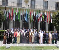رئيس البرلمان العربي يكرم عددًا من البرلمانيين والدبلوماسيين العرب 