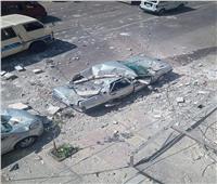 تحطم سيارتين انهارت عليهما شرفة عقار في الإسكندرية| صور