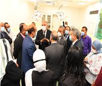 محافظ قنا ورئيس جامعة جنوب الوادي يفتتحان وحدة الحروق بـ«مستشفى المرزوق»