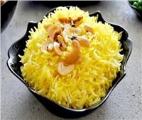 أسهل طريقة لعمل الأرز بالزعفران والبصل المكرمل