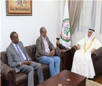 رئيس البرلمان العربي يؤكد أهمية دعم الصومال لتحقيق التنمية المستدامة