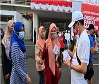 إندونيسيا تشدد القيود لاحتواء طفرة في الإصابات بفيروس كورونا
