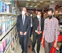 طارق الفقي يفتتح معرض «عصير الكتب» السنوي بقصر ثقافة سوهاج 