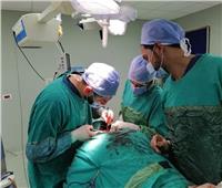 نجاح فريق من «أطباء مستشفى العلمين» في انقاذ مريض من بتر لليد بمطروح  