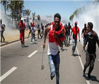 مصرع 6 أشخاص والقبض على 219 آخرين خلال احتجاجات بجنوب أفريقيا
