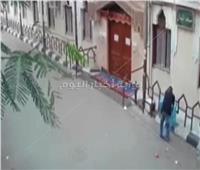 ضبط المتهم بسرقة صندوق زكاة مسجد بالمعصرة |فيديو
