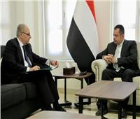 السفير أحمد فاروق يلتقي رئيس الوزراء اليمني      