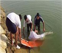 انتشال جثمان شاب غرق في نهر النيل بالبدرشين