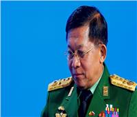 القائد الأعلى للقوات المسلحة في ميانمار يتولى منصب رئيس الوزراء