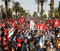 تقرير: النهضة التونسية سمحت للتنظيمات المتشددة بالعمل العلني لتجنيد الشباب