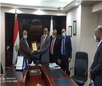 ممدوح رسلان: حصول خدمة عملاء مياه القاهرة على شهادة الأيزو