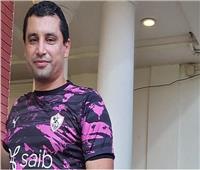 مرتديا قميص الزمالك .. هيثم فاروق يؤازر الفريق أمام غزل المحلة