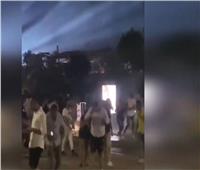 مصدر أمني ينفي إطلاق «قنابل غاز» خلال حفل عمرو دياب بـ«العلمين»