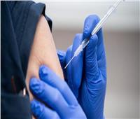 «الصحة»: فئة جديدة من المسافرين بالخارج يمكنهم تلقي تطعيم كورونا