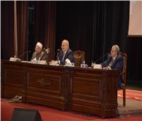 رئيس جامعة القاهرة: القرآن يدعو لانفتاح العقل على العالم
