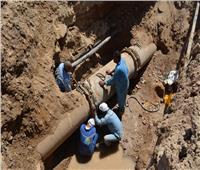 إصلاح كسر بخط مياه قرية طهنشا في المنيا