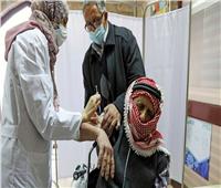 فلسطين تعلن بدء إعطاء الجرعة الثالثة من لقاح كورونا للكوادر الطبية وكبار السن