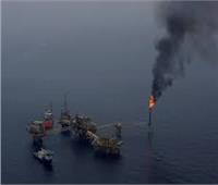 فيتش: حريق منصة بيميكس النفطية يجعل من الصعب بلوغ مستويات الإنتاج المستهدفة