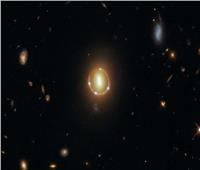 تلسكوب هابل يلتقط «حلقة أينشتاين» المذهلة